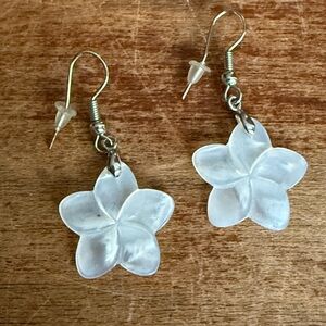 White Floral Carved Shell Dangle Earrings